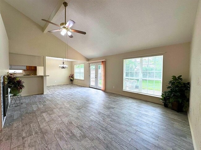 Building Photo - 17802 Autumn Trails Ln