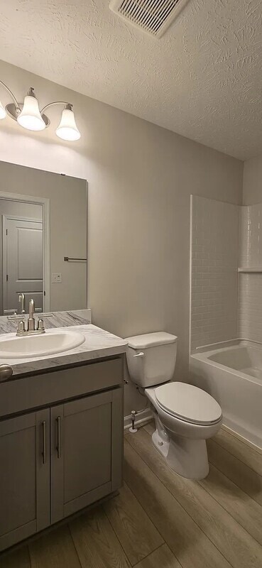 Building Photo - 3472 Bushwillow Dr