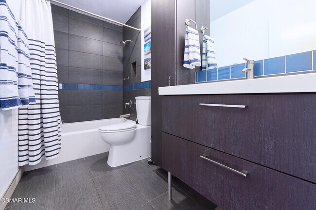 Building Photo - 3078 Saddleback Ct