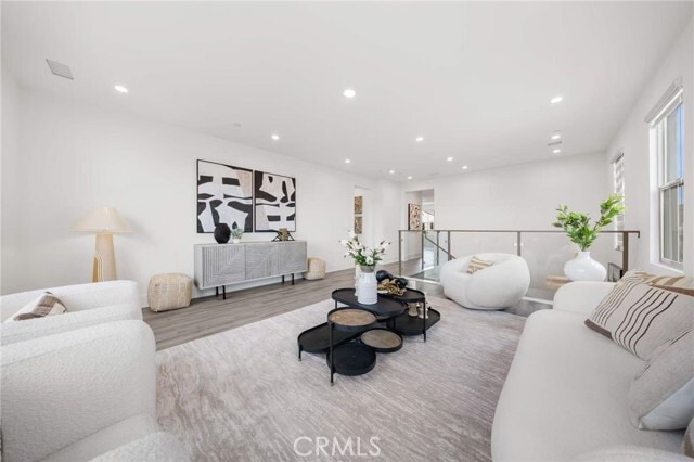 Building Photo - 59 Longchamp