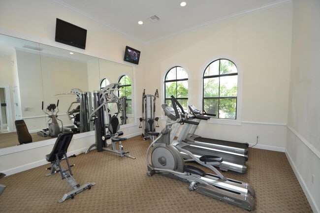 Building Photo - 5022 NW 16th Way