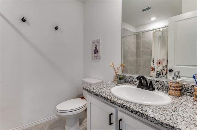 Building Photo - 1650 Woodbrook Dr