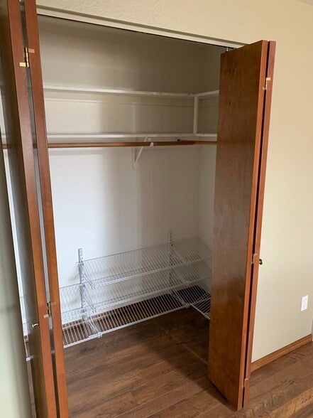 Master Closet - 3404 S Loretta Dr