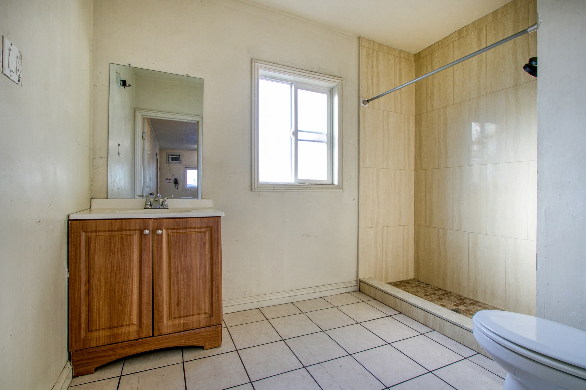 Building Photo - 5246 Phillips Blvd