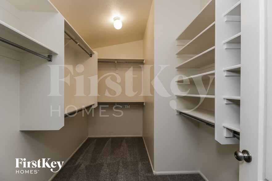 Building Photo - 29756 N Desert Willow Blvd