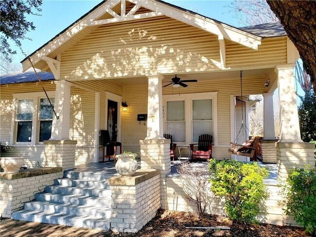 Primary Photo - 5459 Miller Ave