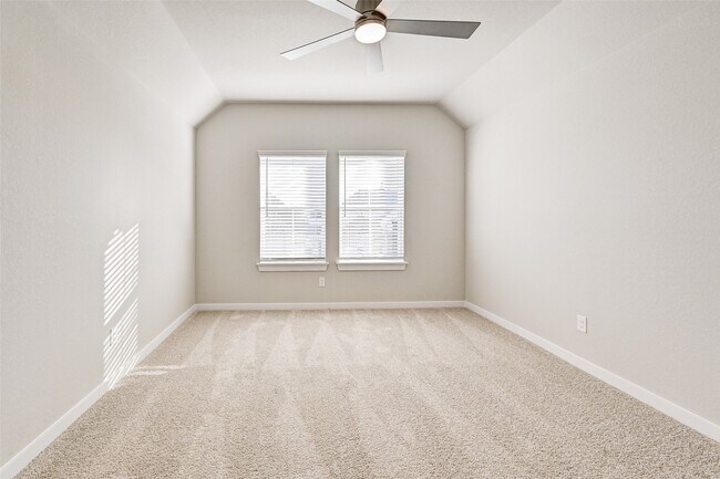 Building Photo - 23502 Persimmon Crk Ln