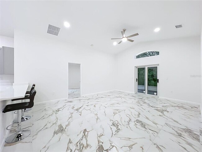 Building Photo - 11148 Pinewood Cove Ln
