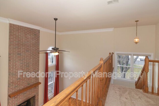 Building Photo - 80 Brookshire Dr