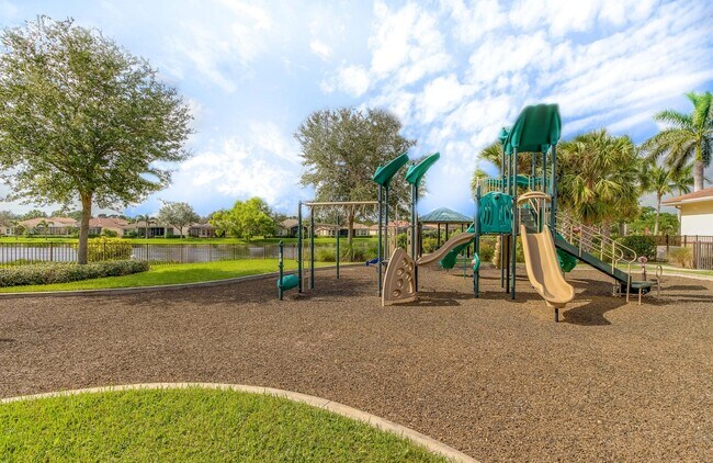 Building Photo - 8060 Kiawah Trce