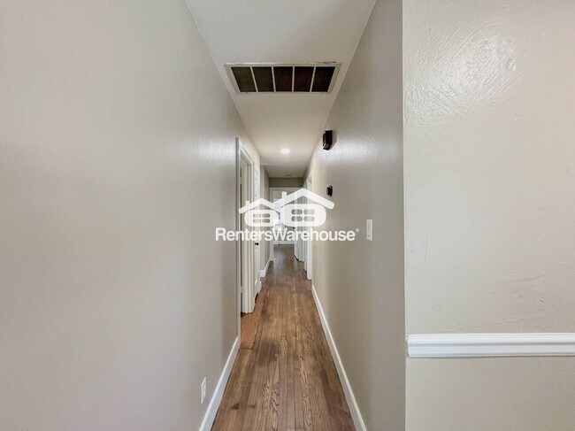 Building Photo - 2909 Duke of York Dr
