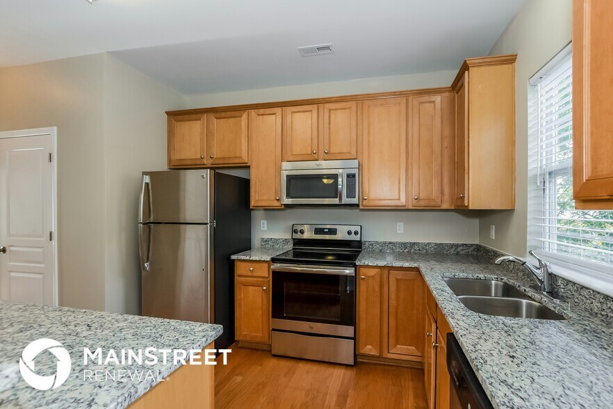 Building Photo - 1397 Millbank Dr