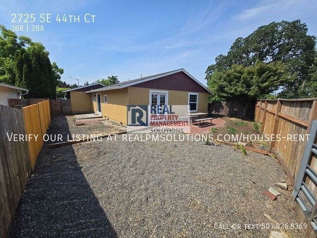 Building Photo - 2725 SE 44th Ct