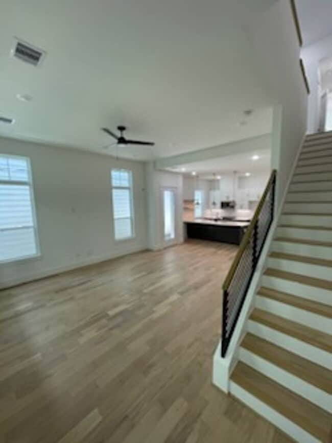Building Photo - 9024 Wellspring Dr