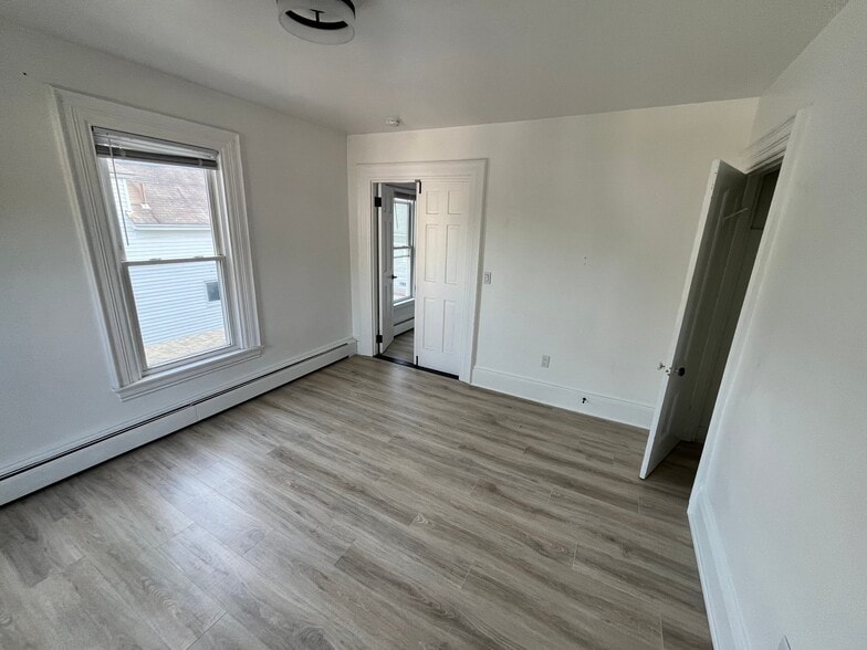 Building Photo - 93 Seavey St
