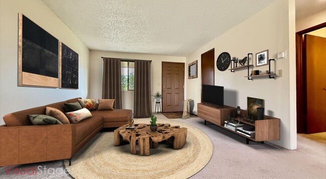 Building Photo - Two Bedroom Townhome with Yard & Attached ...