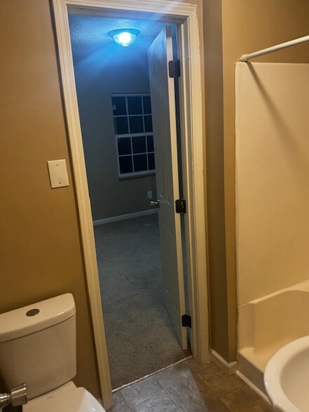 Building Photo - 5229 Tillery Dr