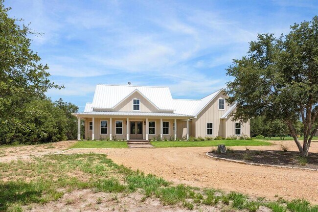 Building Photo - 154 Woodland Mdws Ln