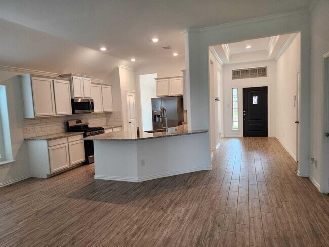 Building Photo - 13003 Hydeland Dr