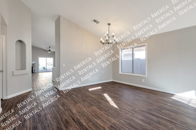 Building Photo - 12333 N Brightridge Dr