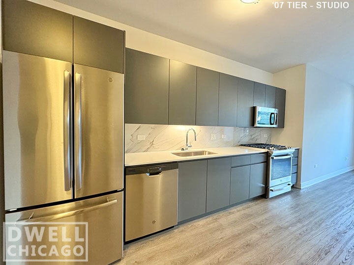 Building Photo - 710 N Aberdeen St