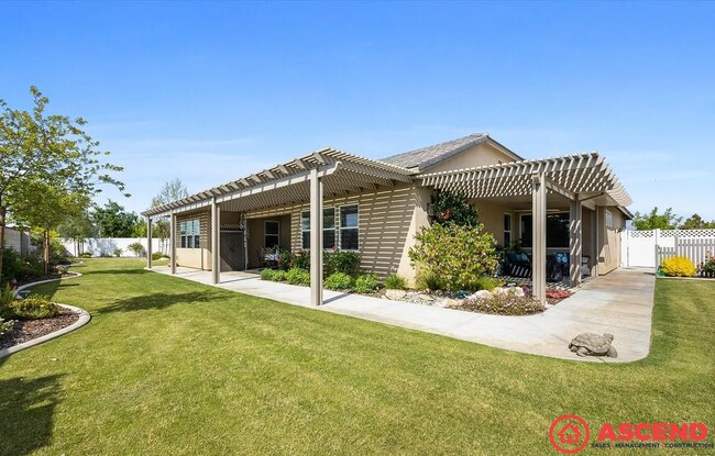 Building Photo - 14430 Utica Wy
