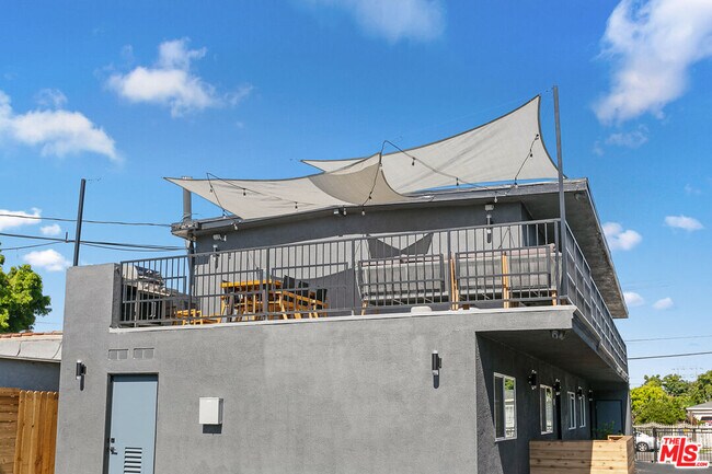 Building Photo - 2918 Hauser Blvd