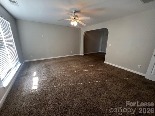 Building Photo - 909 Rucker Cliff Dr