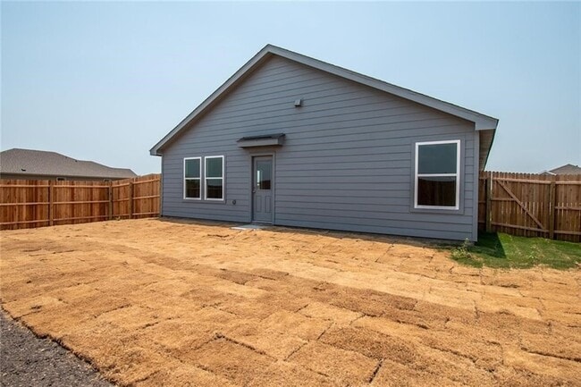 Building Photo - 2302 Medusa Dr