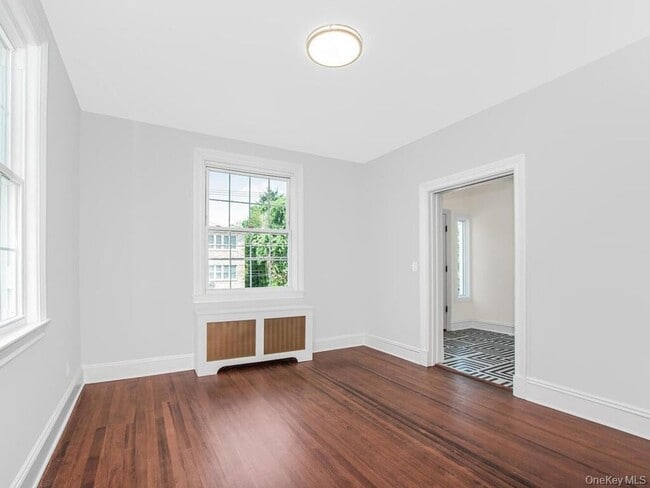 Building Photo - 70 Normandy Rd