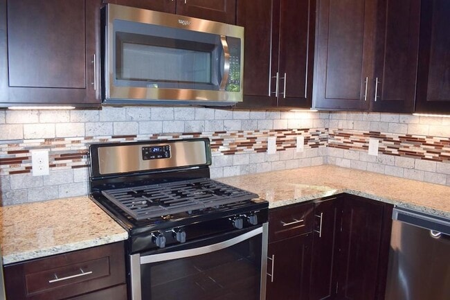 Building Photo - 3303 Elija St