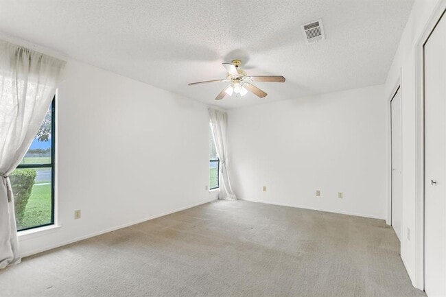 Building Photo - 3704 Bannockburn Dr