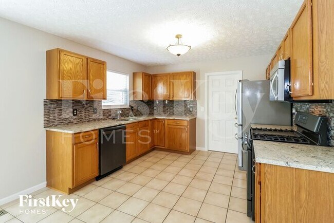 Building Photo - 2 Pebblestone Ct