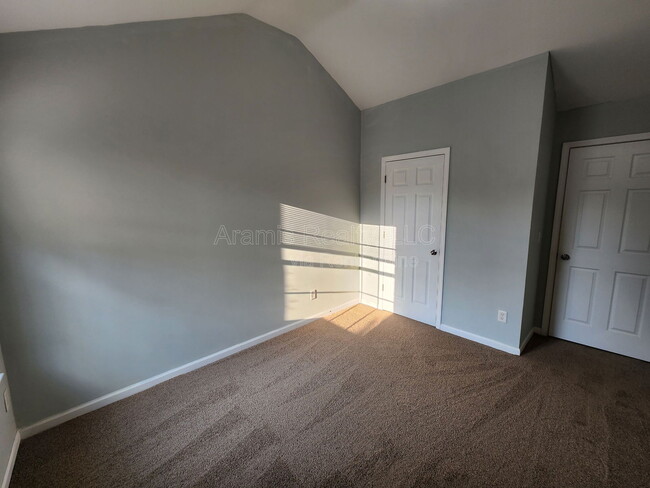 Building Photo - 5860 el Segundo Way