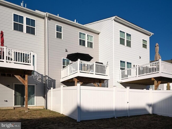 Building Photo - 39 Ortiz Dr
