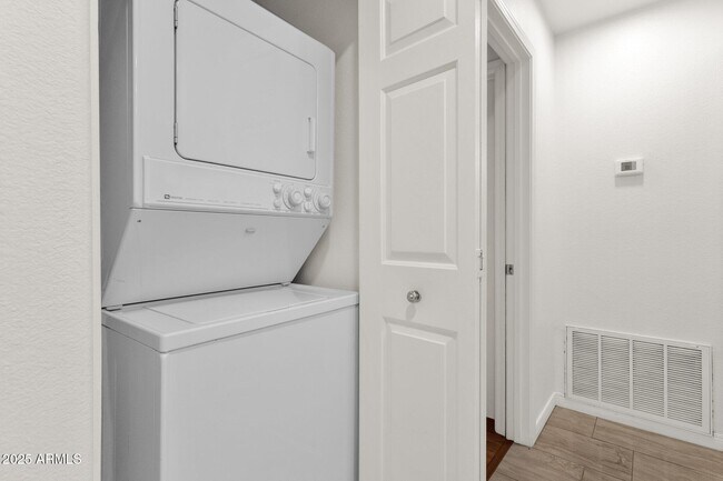 Building Photo - 13636 N Saguaro Blvd