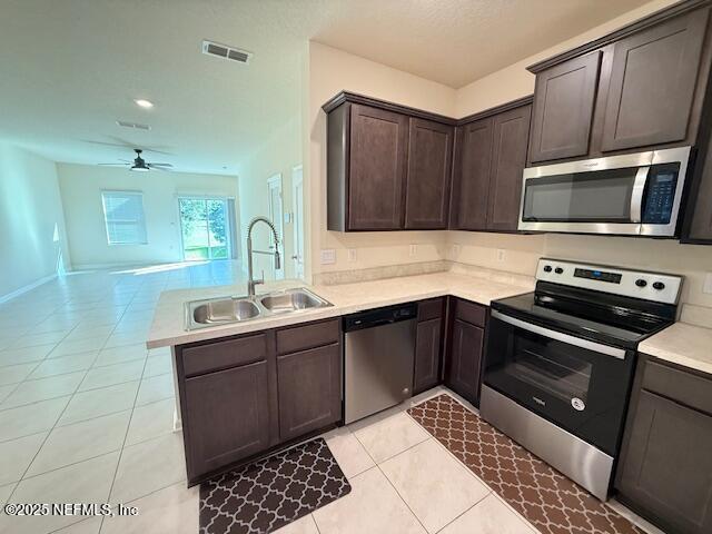 Building Photo - 9622 Baylin Ct