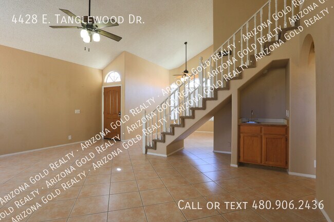 Building Photo - 4428 E Tanglewood Dr