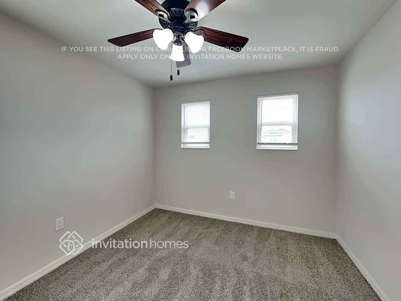 Building Photo - 10420 Laguna Plains Dr