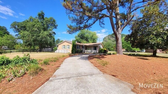 Building Photo - 5404 Olive Rd