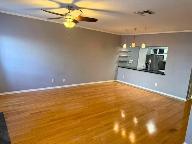 Building Photo - 3780 Tanglewilde St