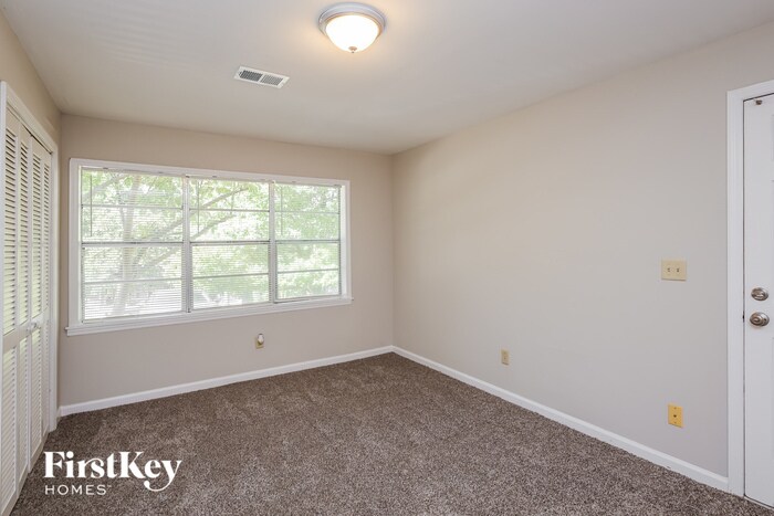 Building Photo - 131 Mountain View Dr NW