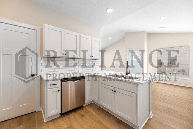 Building Photo - 12438 Blanford St