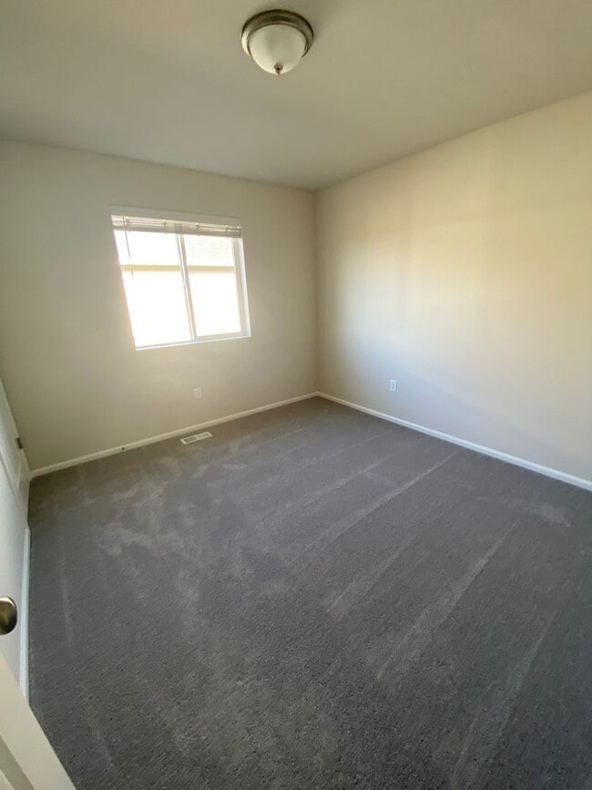Building Photo - 100 NE Belfair Sta