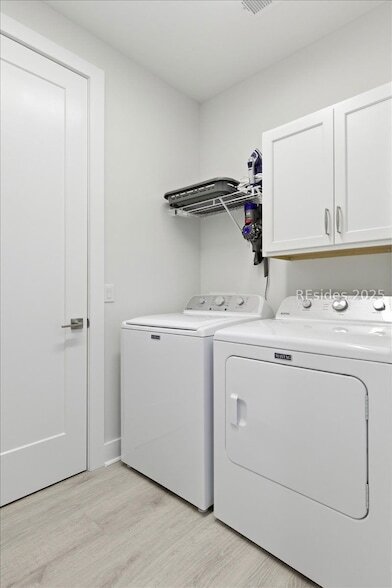 Building Photo - 119 Blue Starfish Ln