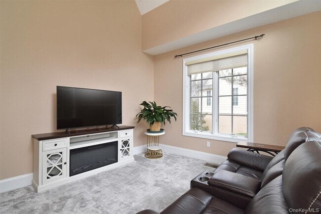 Building Photo - 9 Stony Gate Oval