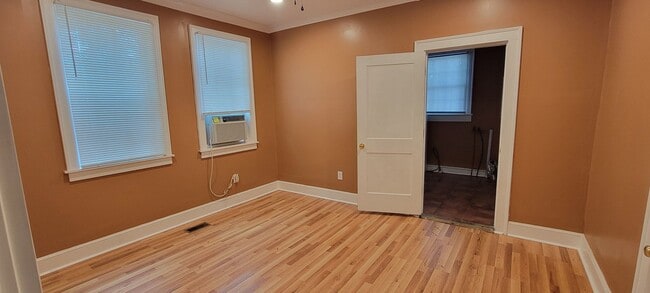 Building Photo - 1620 Christine Ave