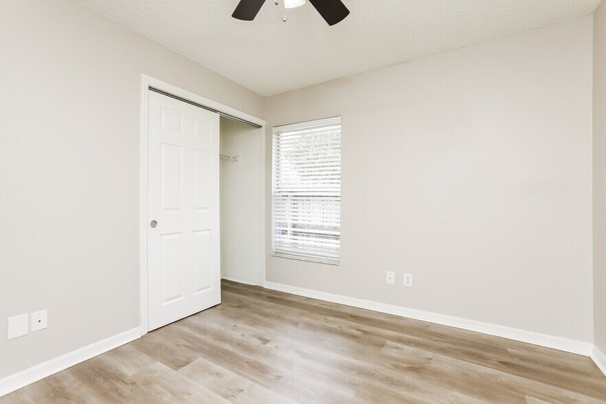 Building Photo - 1259 Adirondack Ct