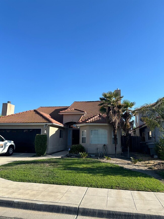 Primary Photo - 954 Garland Ave