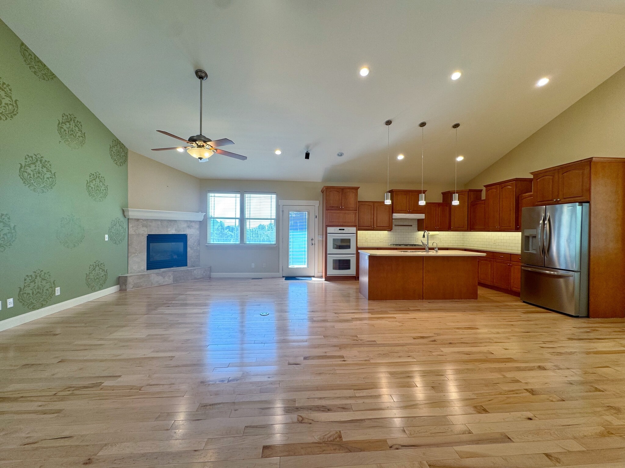 Building Photo - 1248 E 530 N